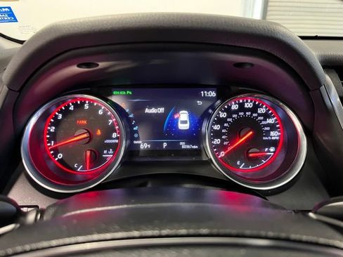 Used 2019 Toyota Camry XSE image 25