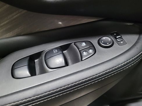 Used 2017 Nissan Murano S w/ Navigation Package image 27