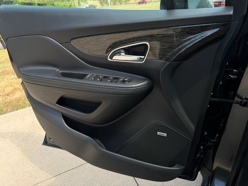 Used 2016 Buick Encore Premium w/ Experience Buick Package FWD image 28