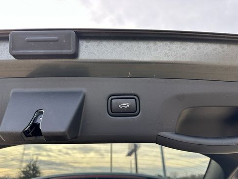 Used 2024 Hyundai Tucson Limited image 33