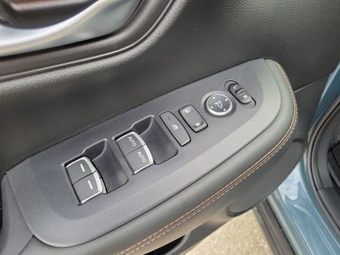 Used 2024 Honda HR-V Sport image 21