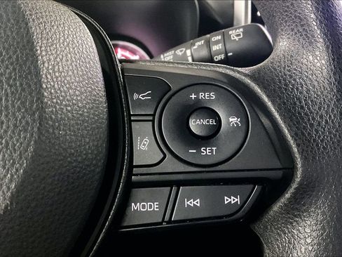 Used 2024 Toyota RAV4 XLE image 15