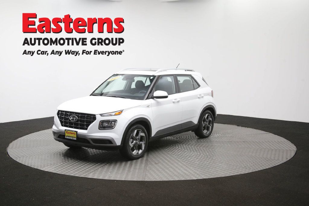 Used 2025 Hyundai Venue SEL FWD image 60