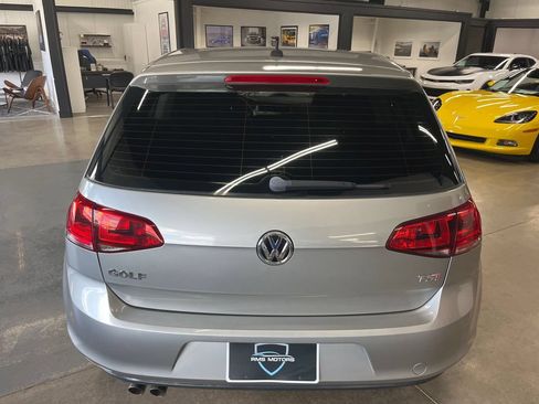 Used 2015 Volkswagen Golf S FWD image 9