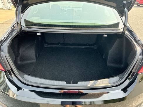 Used 2024 Chevrolet Malibu LT FWD image 25