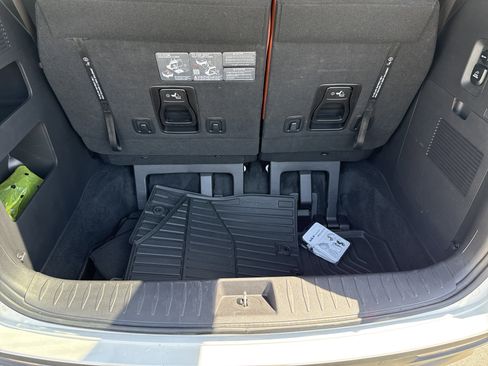 Used 2024 Kia Carnival SX Prestige FWD image 5