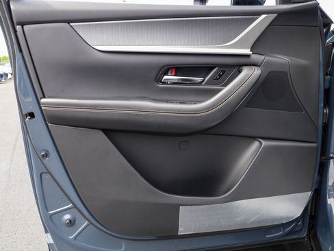 New 2025 MAZDA CX-70 Plug-In Hybrid w/ Premium Pkg image 36