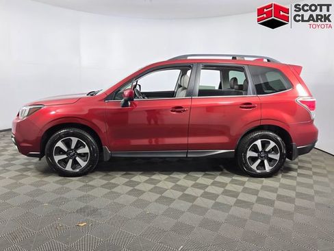 Used 2017 Subaru Forester 2.5i Limited image 5