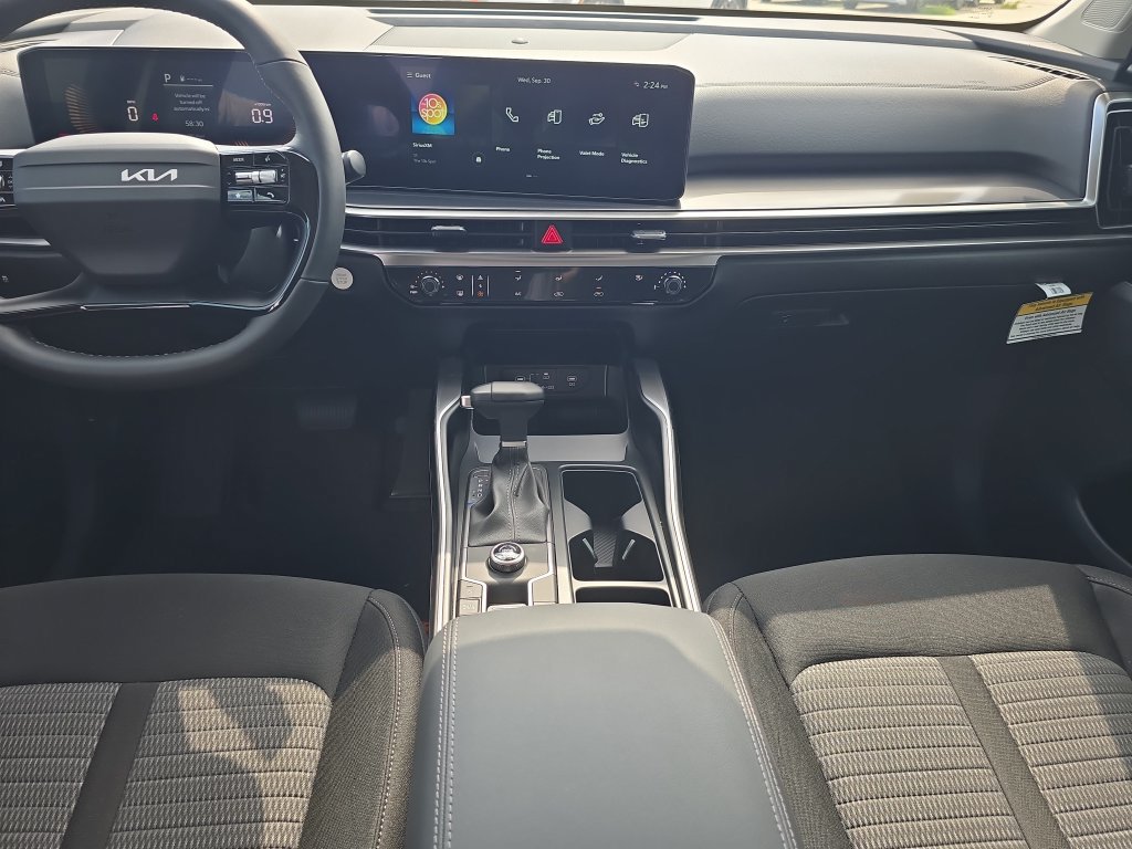 New 2026 Kia Sorento LX FWD image 14