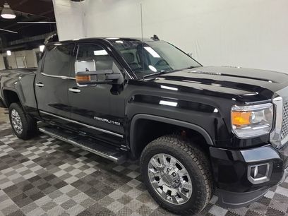 Used 2016 GMC Sierra 2500 Denali w/ Duramax Plus Package