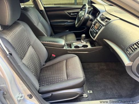 Used 2018 Nissan Altima 2.5 S w/ S Convenience Package image 15