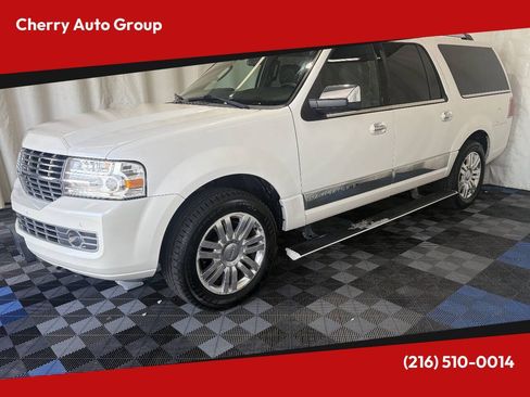 Used 2014 Lincoln Navigator L 4WD image 1