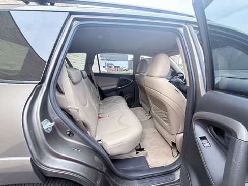 Used 2010 Toyota RAV4 Limited image 12