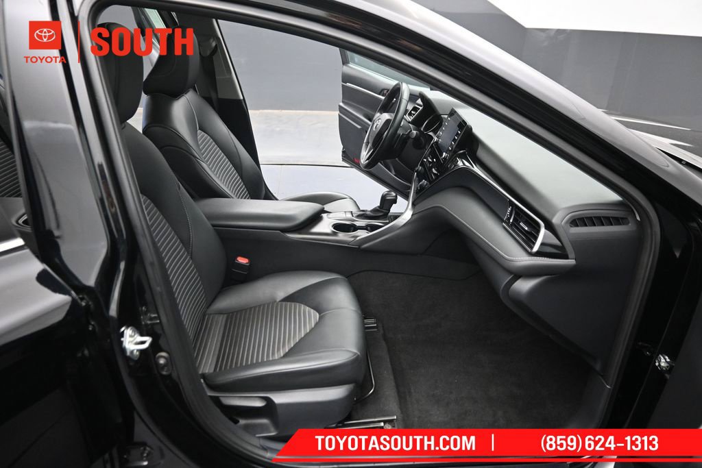 Used 2023 Toyota Camry SE w/ Convenience Package FWD image 32