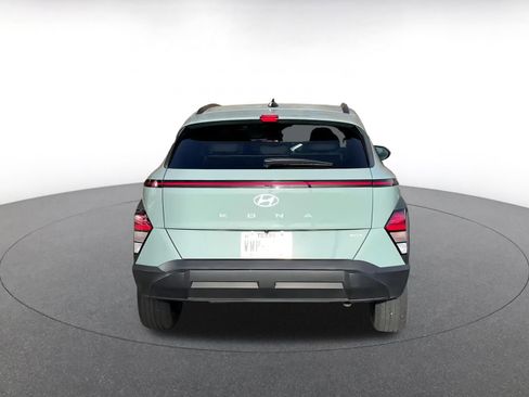 Used 2025 Hyundai Kona SEL image 12