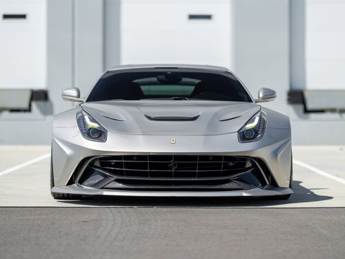 Used 2016 Ferrari F12 Berlinetta image 14