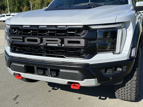 Used 2025 Ford F150 Raptor AWD/4WD image 11
