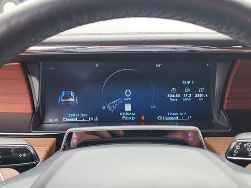 Used 2022 Lincoln Navigator Reserve image 18