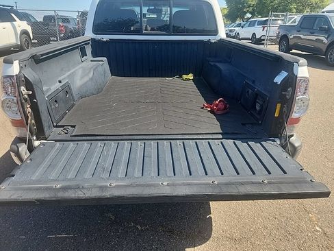 Used 2009 Toyota Tacoma PreRunner RWD image 18