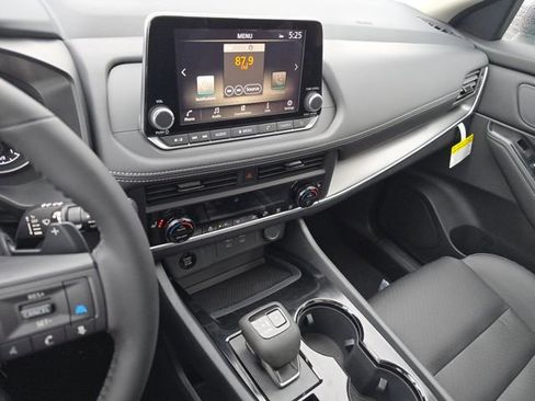 New 2026 Nissan Rogue SV image 25