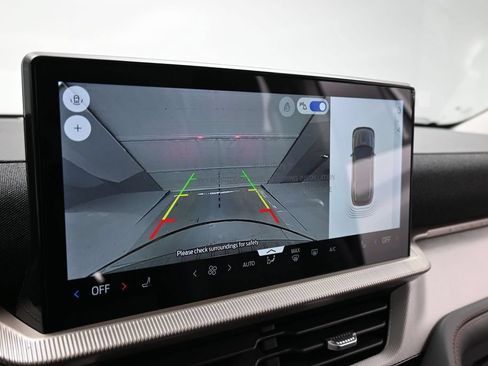 New 2026 Ford Explorer Active RWD image 15