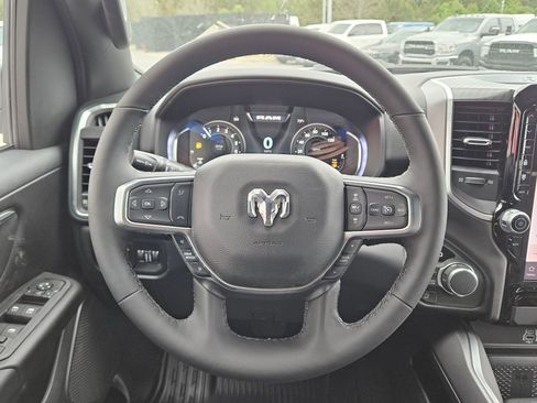 New 2026 RAM 1500 Big Horn AWD/4WD image 13