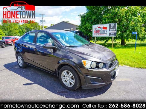 Used 2014 Chevrolet Sonic LT image 1