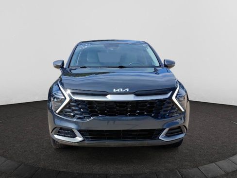 Used 2024 Kia Sportage EX FWD image 2