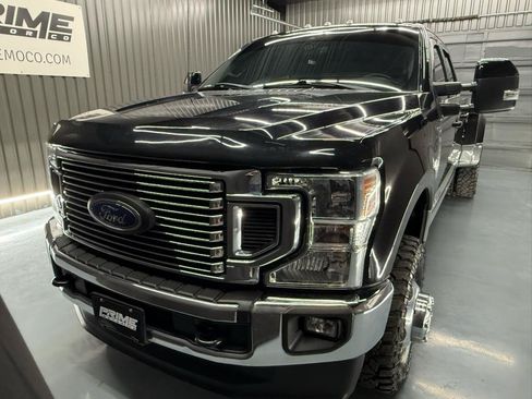 Used 2022 Ford F350 Lariat w/ Lariat Ultimate Package AWD/4WD image 9