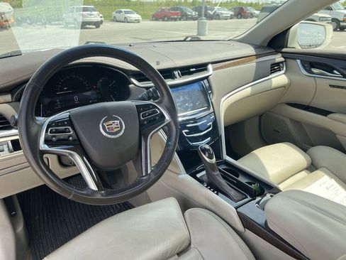 Used 2014 Cadillac XTS Luxury w/ Driver Awareness Package image 7