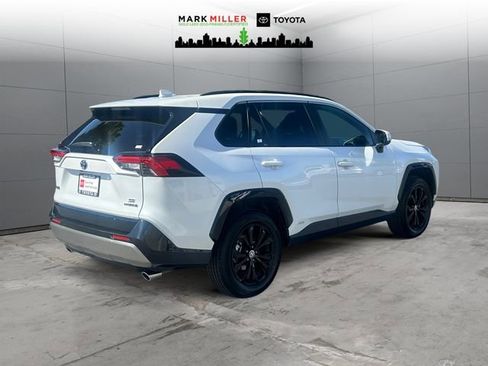 Certified 2023 Toyota RAV4 SE w/ Convenience Package AWD/4WD image 5