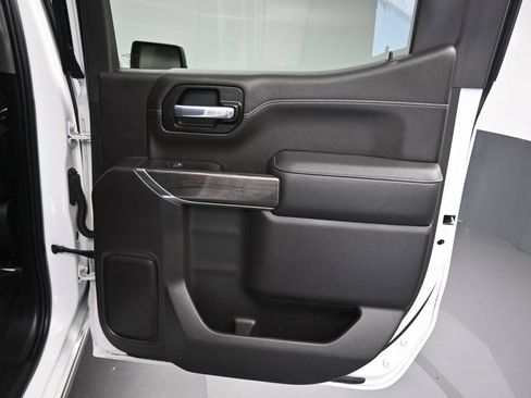 Used 2021 Chevrolet Silverado 1500 LTZ w/ Safety Package II AWD/4WD image 37