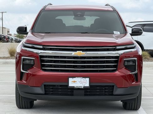 New 2026 Chevrolet Traverse LT image 7