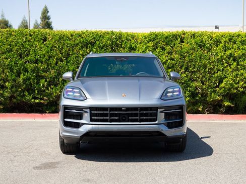 New 2026 Porsche Cayenne S AWD/4WD image 11