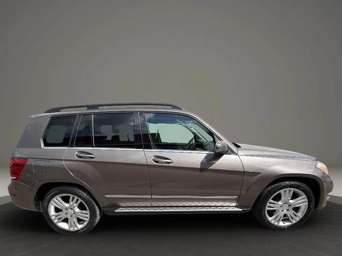 Used 2013 Mercedes-Benz GLK 350 4MATIC image 4