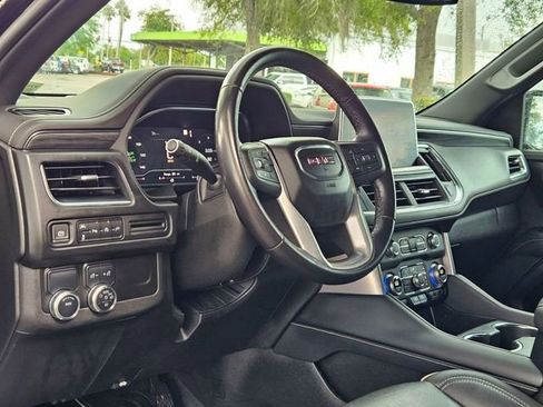 Used 2022 GMC Yukon XL SLT RWD image 10