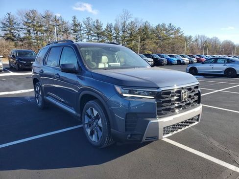 New 2026 Honda Pilot Touring image 12