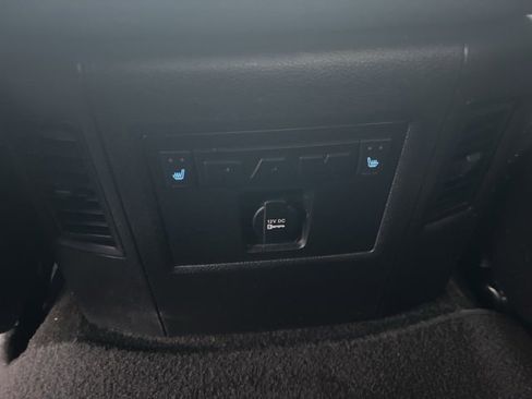 Used 2014 RAM 2500 Laramie w/ HD Snow Plow Prep Group image 21