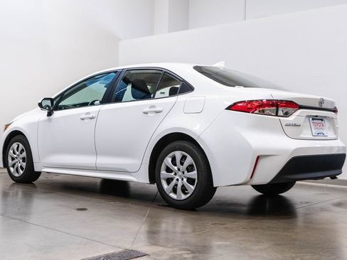 Used 2024 Toyota Corolla LE FWD image 7