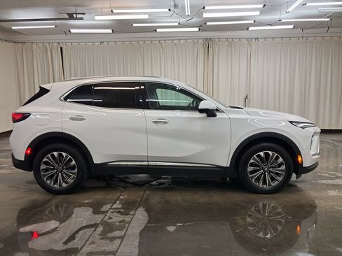 Used 2025 Buick Envision Preferred image 5