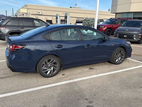Used 2024 Subaru Legacy Sport image 9