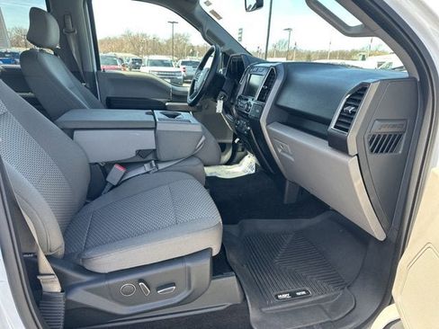 Used 2015 Ford F150 XLT w/ Equipment Group 302A Luxury image 11