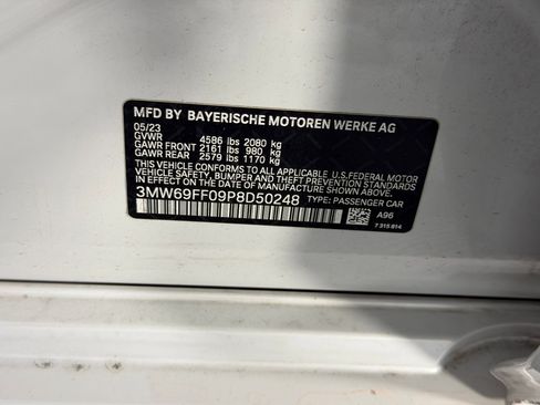 Used 2023 BMW 330i Sedan w/ Premium Package image 20