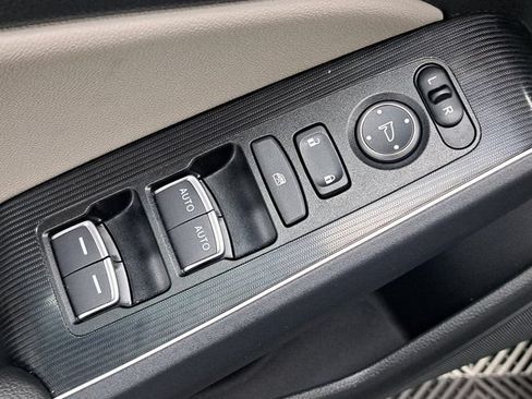 Certified 2024 Honda Civic Touring image 22
