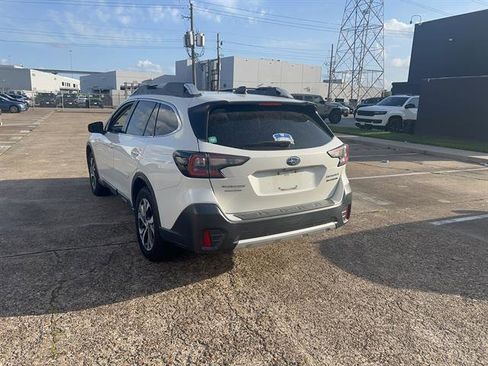 Used 2020 Subaru Outback Touring XT AWD/4WD image 5