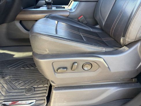 Certified 2024 Chevrolet Silverado 1500 High Country AWD/4WD image 22