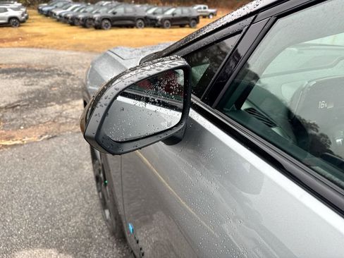 New 2026 Chevrolet Equinox EV RS image 11