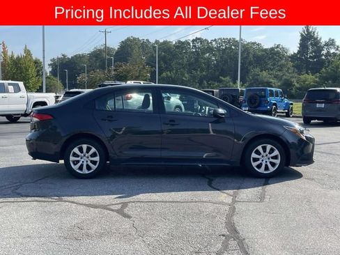 Used 2024 Toyota Corolla LE FWD image 6