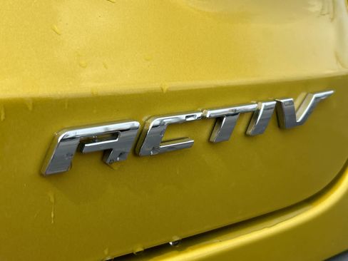 Used 2024 Chevrolet Trax ACTIV w/ Driver Confidence Package FWD image 28