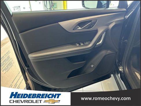 Used 2024 Chevrolet Blazer LT w/ LPO, Floor Liner Package FWD image 10